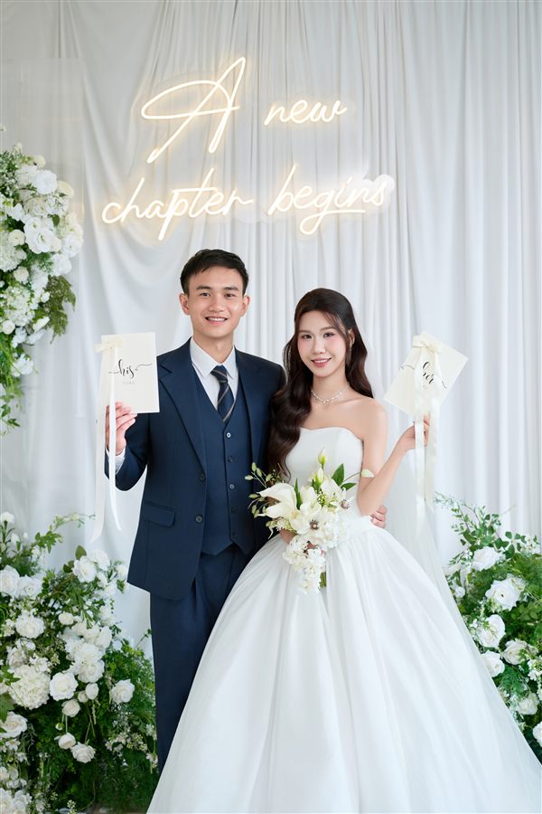 Duc Vinh va Thu Trang cam on